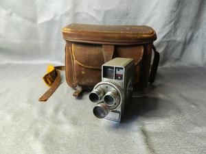 DeJUR Electra 8mm Movie Camera Fully Automatic Three Lenses 1950’s (Untested)